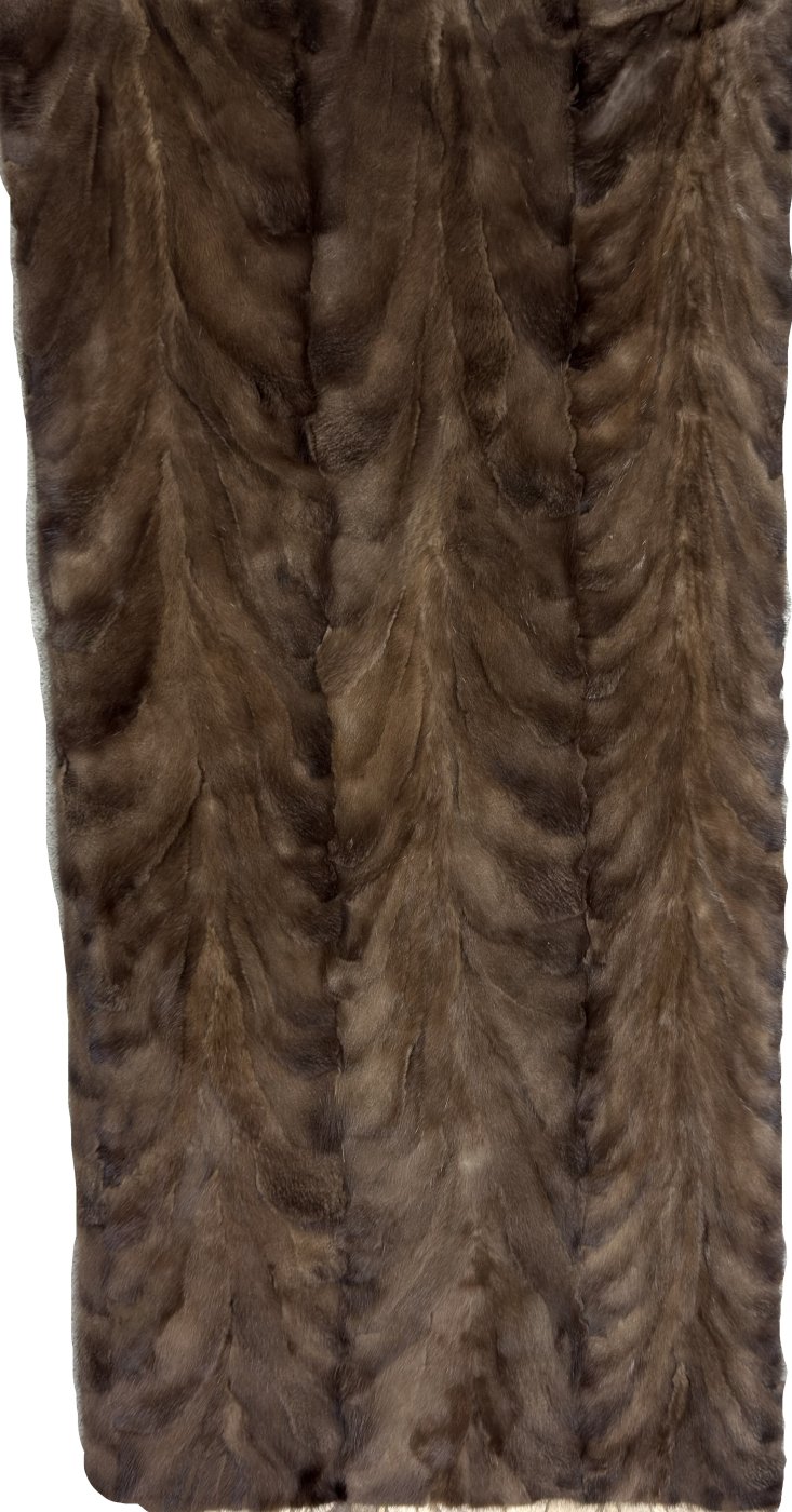Brown Mink Paw
